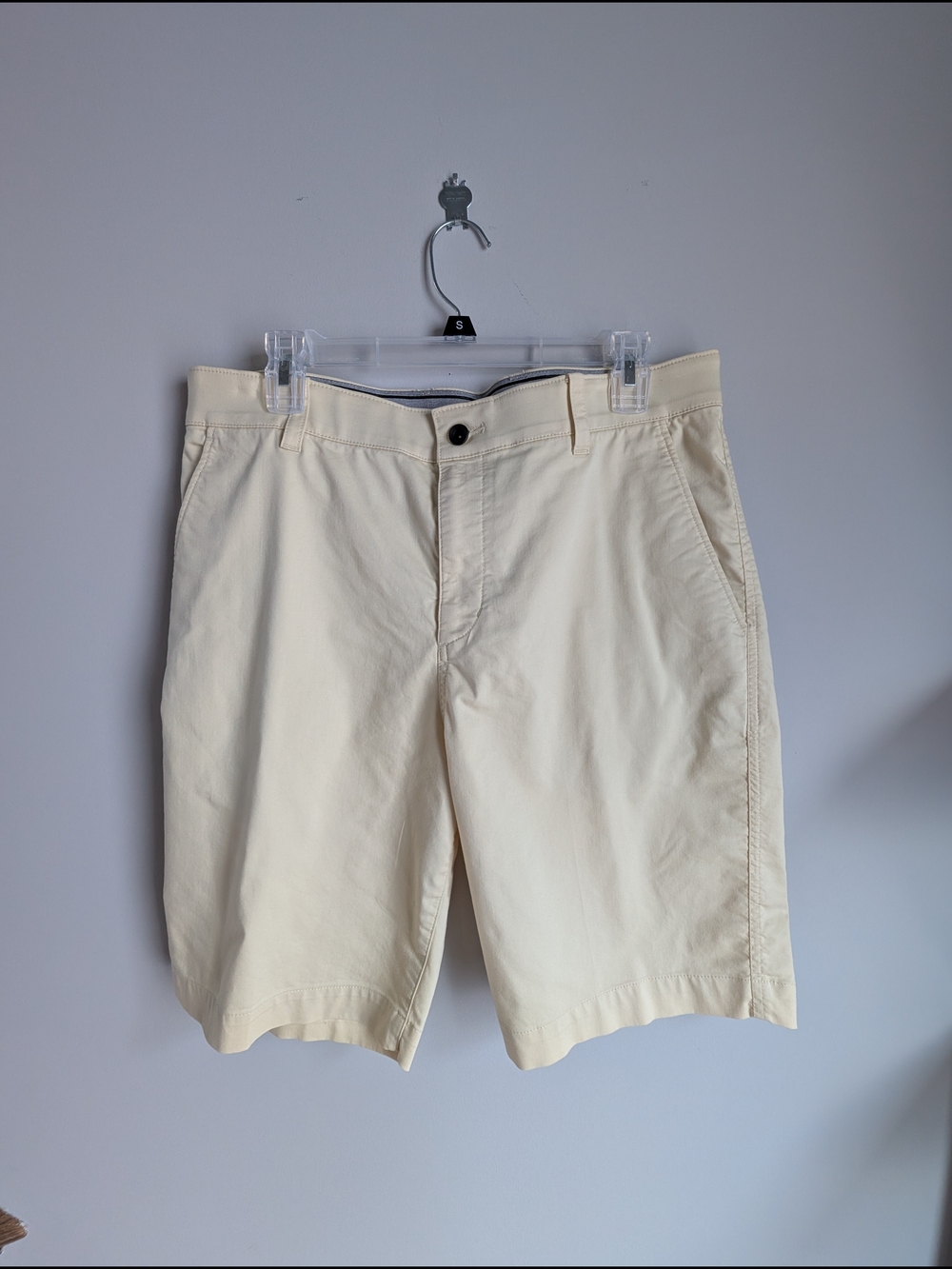 Nike Dri-FIT UV Chino Golf Shorts Men's 34 Cream Yellow Lemon Drop DA4139-723